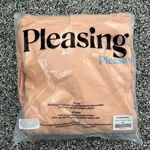 Harry styles xl pleasing hoodie nwt